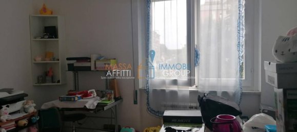 Apartamento de 2 dormitorios en Carrara, Italy No. 98570 18