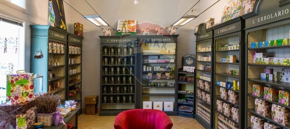 Propiedad comercial de 4 dormitorios en Catania, Italy No. 300254 14