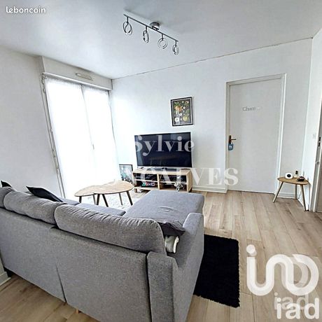 Apartamento de 1 dormitorio en Argenteuil, France No. 358698