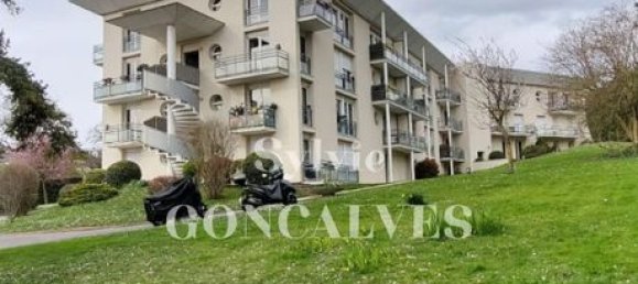 Apartamento de 1 dormitorio en Argenteuil, France No. 358698 10