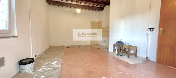 4 bedrooms Apartment in Lucca, Italy No. 359029 9