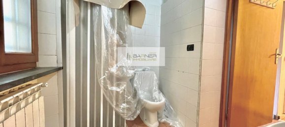 4 bedrooms Apartment in Lucca, Italy No. 359029 16