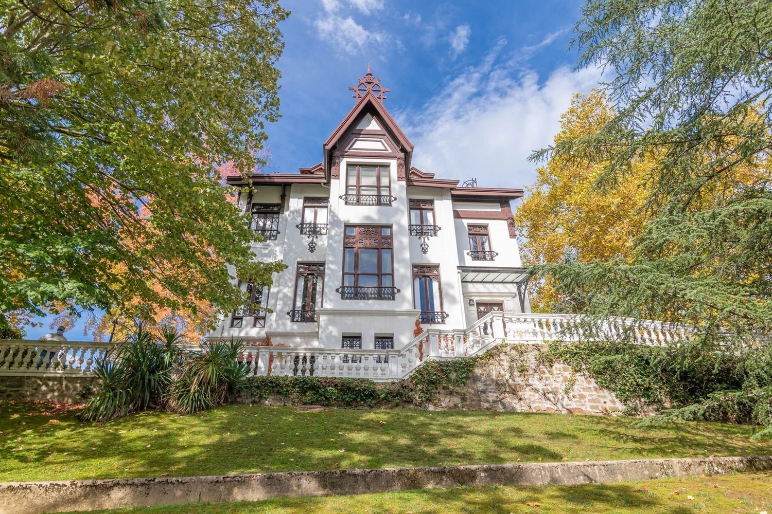 Casa de 16 dormitorios en Comunidad Autónoma Vasca, Spain No. 148970