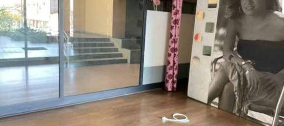 Laden in Porto, Portugal 25m², Nr. 8457 3