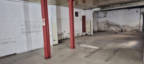 550m² Commercial property in Padua, Italy No. 91405 4