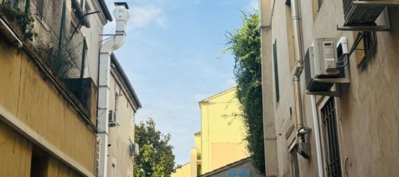 550m² Commercial property in Padua, Italy No. 91405 11