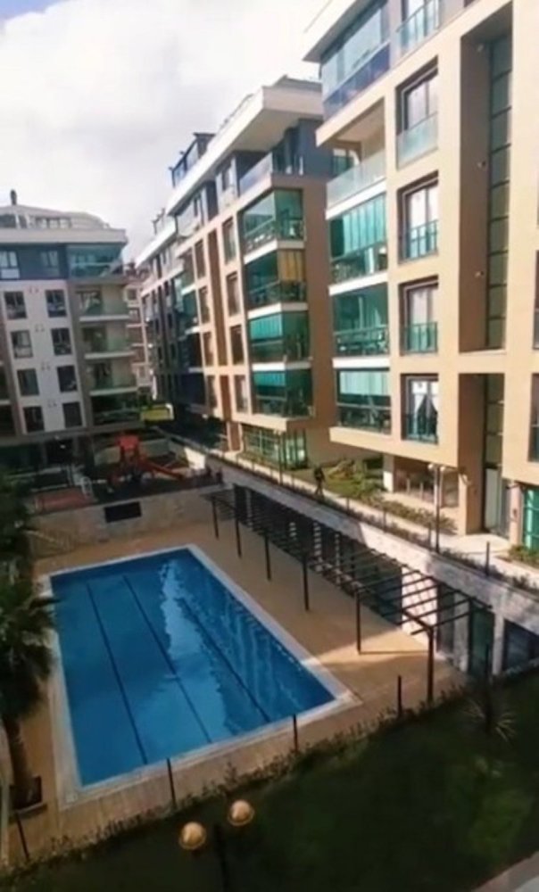 Apartment 4+1 in Istanbul, Turkey No. 24865