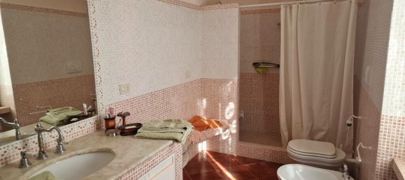 9 Schlafzimmer Schlösser in Ficulle, Italy, Nr. 56067 32