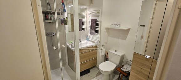 3 bedrooms Apartment in Neuilly-sur-Marne, France No. 184593 9