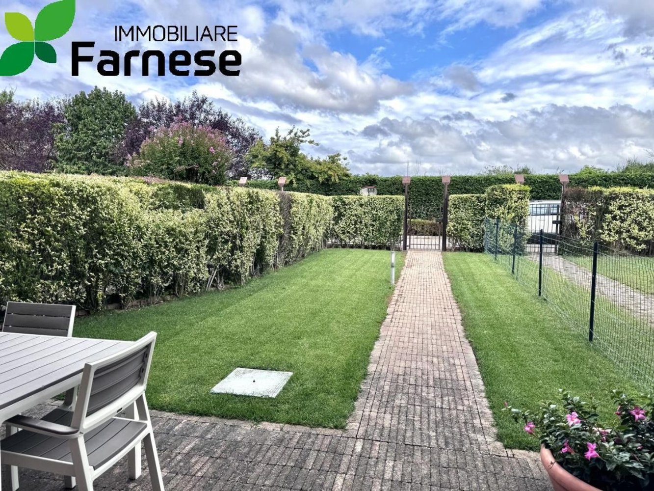 Casa T5 em Piacenza, Italy N.º 356464