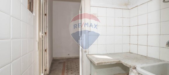 Дом с 6 комнатами в Рагуза, Италия № 129927 25