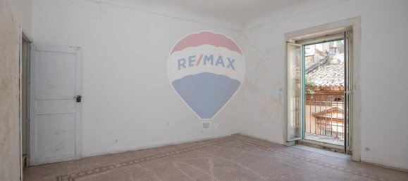 Дом с 6 комнатами в Рагуза, Италия № 129927 31