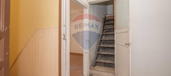 Дом с 6 комнатами в Рагуза, Италия № 129927 33