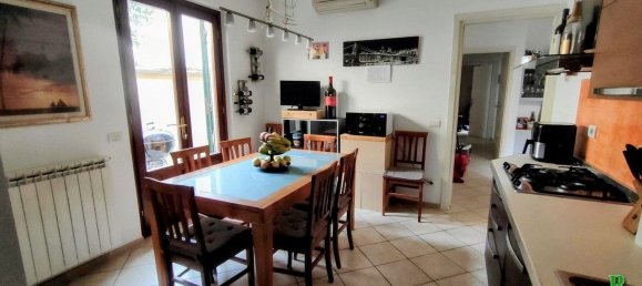 5 rooms Apartment in Camaiore, Italy No. 38407 4