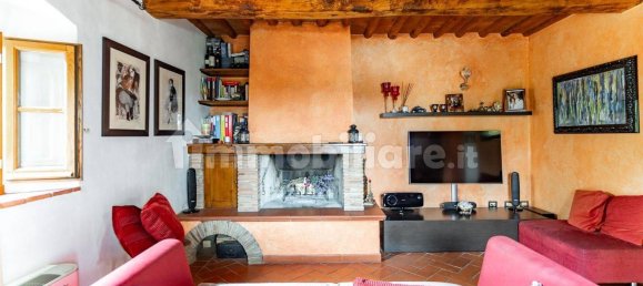 4 bedrooms House in Vinci, Italy No. 159890 32