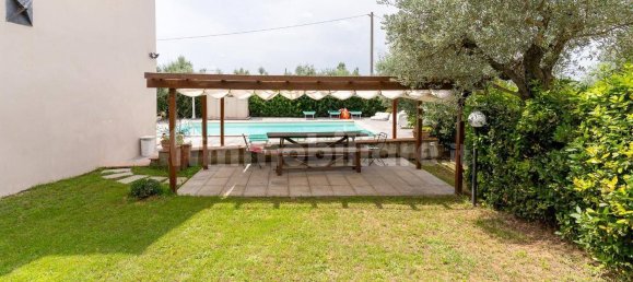 4 bedrooms House in Vinci, Italy No. 159890 29