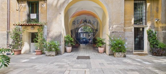 2 bedrooms Apartment in Rome, Italy No. 295485 2