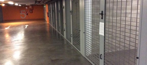 16m² Garage in Milan, Italy No. 255266 3