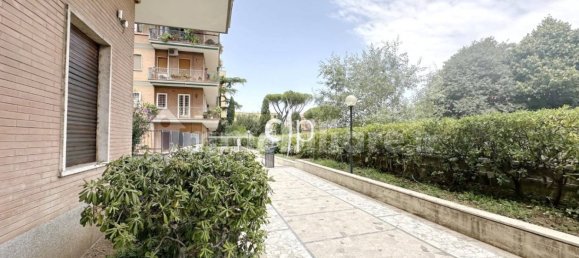 3 Schlafzimmer Wohnung in Rome, Italy, Nr. 318389 35