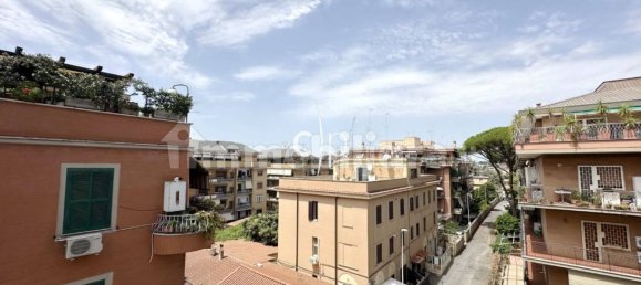 3 Schlafzimmer Wohnung in Rome, Italy, Nr. 318389 32