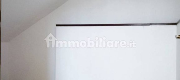 2 rooms Office in Monza, Italy No. 378990 8