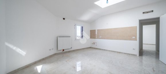 3 Schlafzimmer Wohnung in Monteforte d'Alpone, Italy, Nr. 331630 10