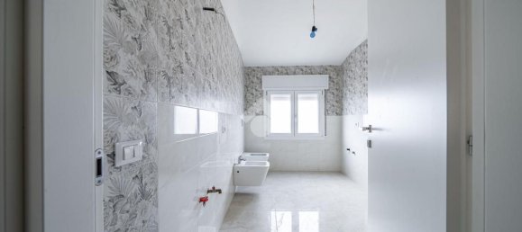 3 Schlafzimmer Wohnung in Monteforte d'Alpone, Italy, Nr. 331630 5