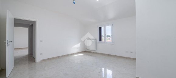 3 Schlafzimmer Wohnung in Monteforte d'Alpone, Italy, Nr. 331630 11