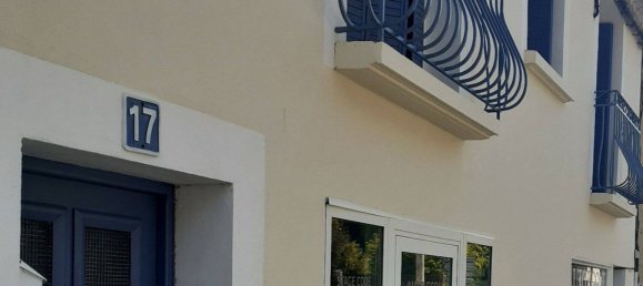 1 bedroom Apartment in Jonquieres, France No. 326505 2