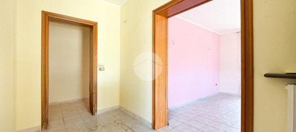 3 Schlafzimmer Wohnung in Scoppito, Italy, Nr. 329155 13