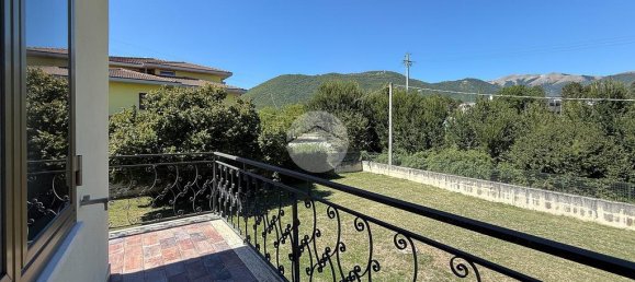 3 Schlafzimmer Wohnung in Scoppito, Italy, Nr. 329155 20