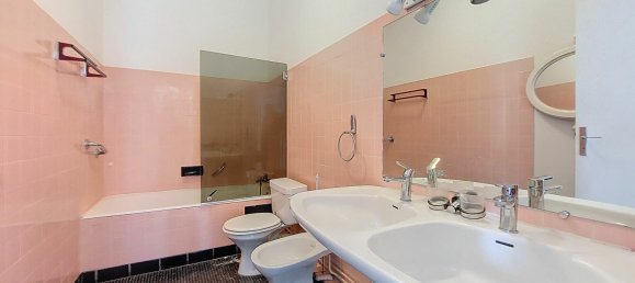 2 bedrooms Apartment in Blois, France No. 76251 9