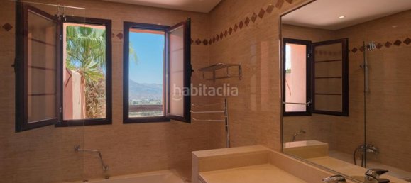 3 Schlafzimmer Penthouse in Ojen, Spain, Nr. 187085 26