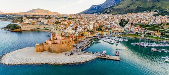 Villa de 4 habitaciónes en Castellammare del Golfo, Italy No. 258725 38