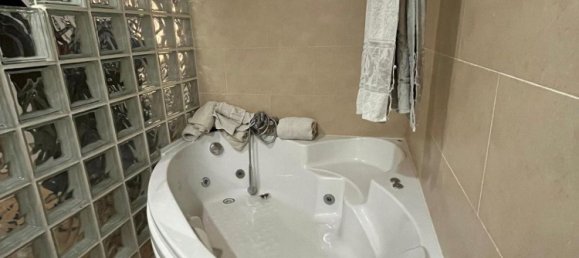 4 bedrooms Apartment in Alicante, Spain No. 156005 18