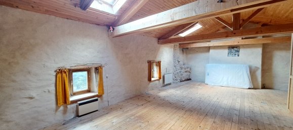 3 bedrooms House in Ambert, France No. 333147 10