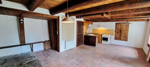 3 bedrooms House in Ambert, France No. 333147 3