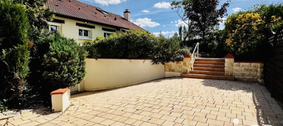 Casa de 5 dormitorios en Fleury-les-Aubrais, France No. 252728 17