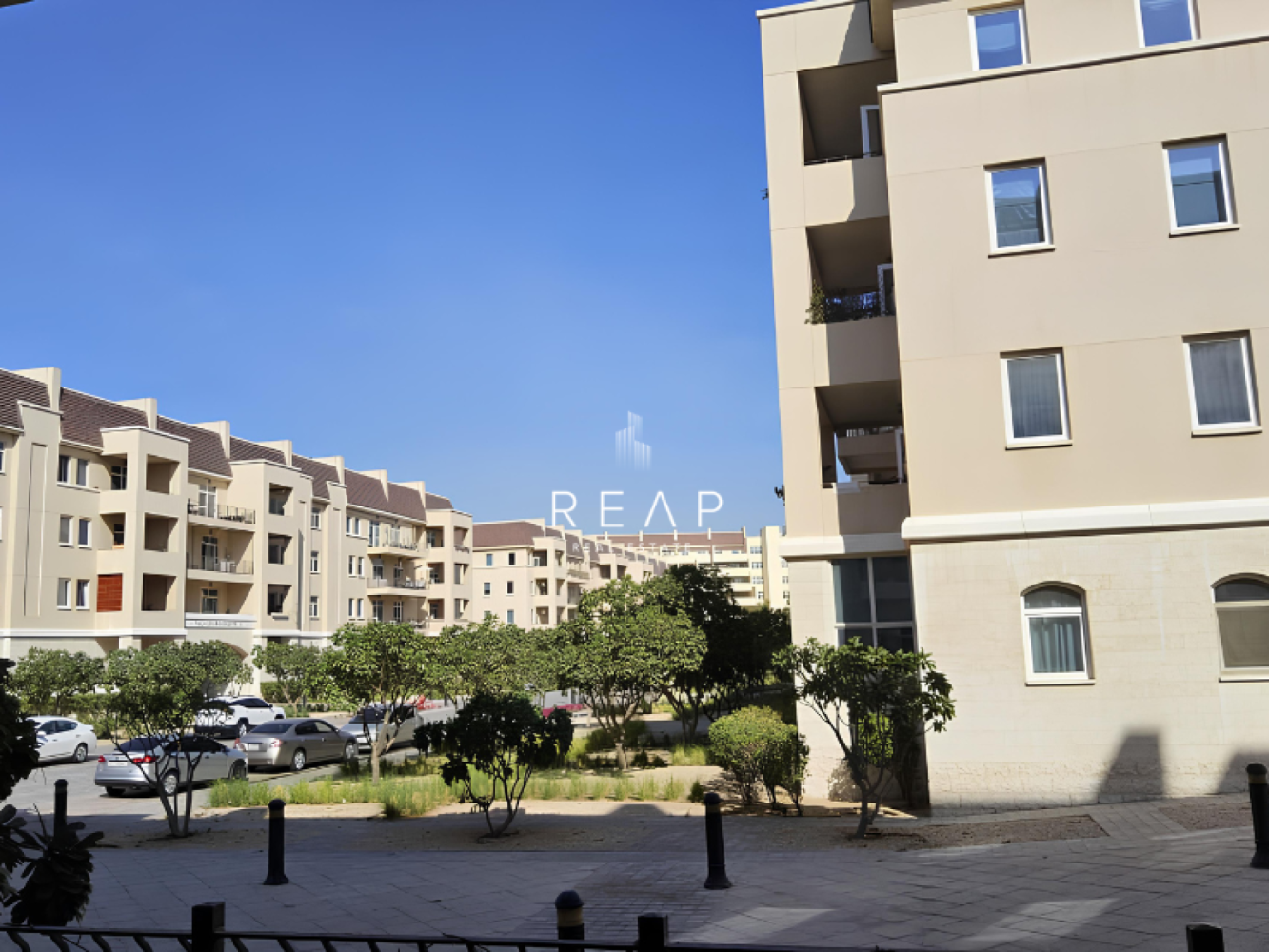 2 bedrooms Apartment in Motor City, UAE No. 31014