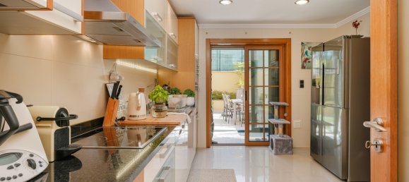 2 غرف نوم شقة في Cascais, Portugal رقم 136000 5