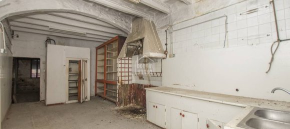 411m² Townhouse in Ciutadella De Menorca, Spain No. 684 8