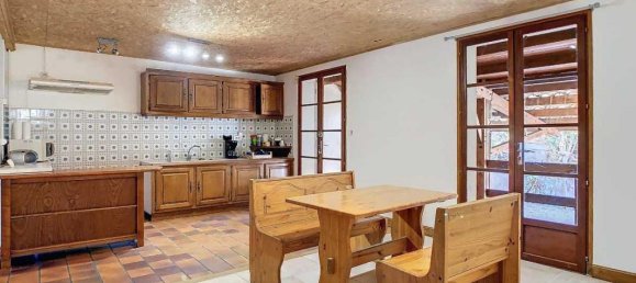 2 bedrooms House in Mirande, France No. 197187 5