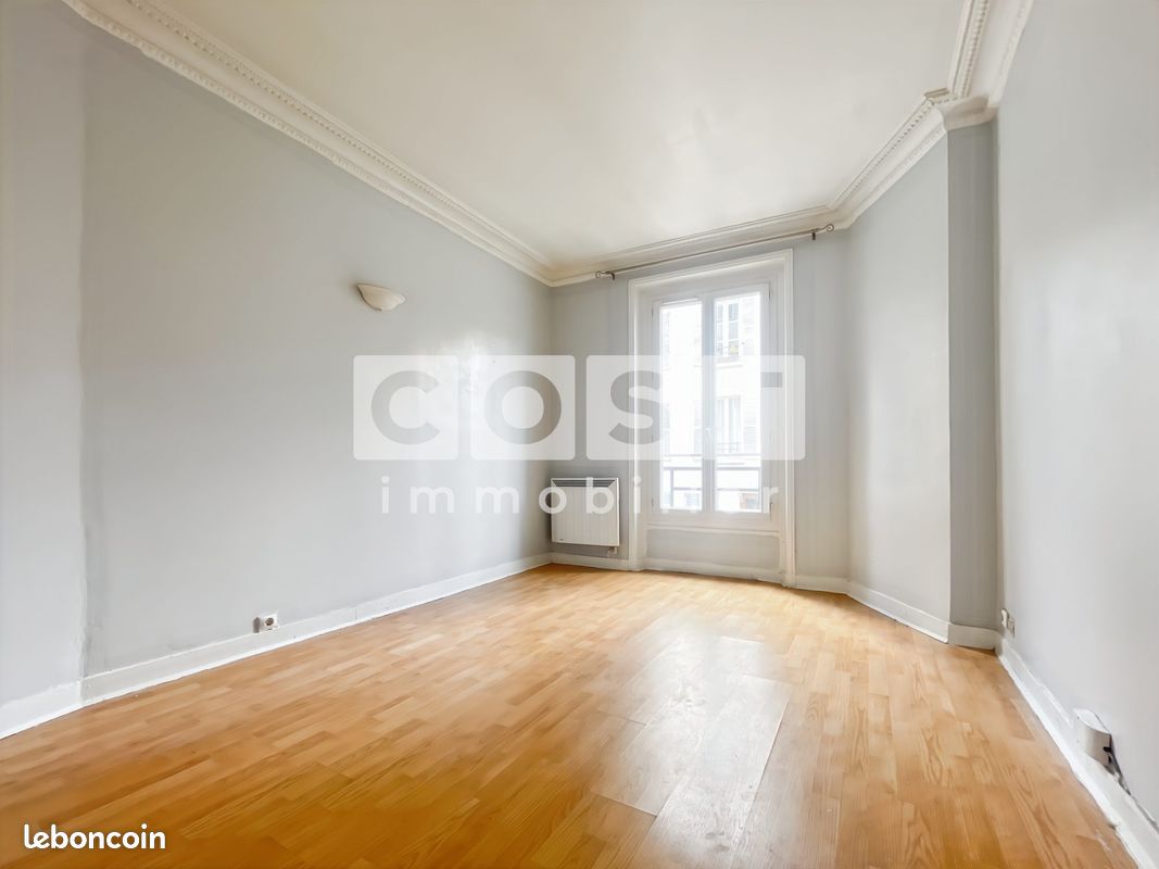 Apartamento de 1 dormitorio en Courbevoie, France No. 327980