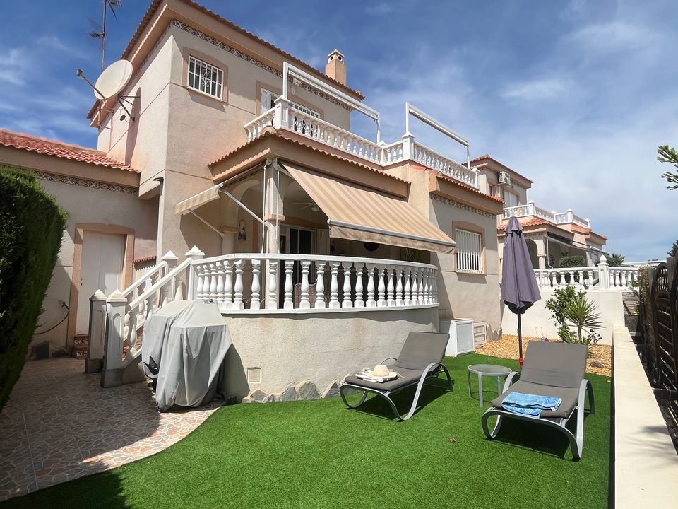3 bedrooms Townhouse in Algorfa, Spain No. 240781