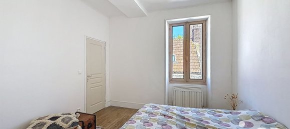 3 bedrooms House in Yonne, France No. 289874 11