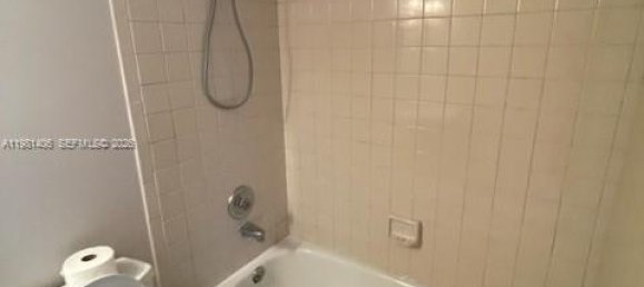 2 dormitorios propiedad comercial en alquiler en Miami, Miami-Dade, Florida, USA № 615351 8