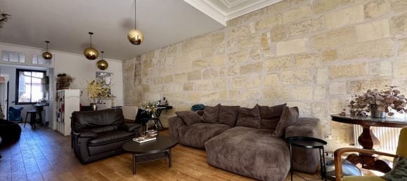 Apartamento de 3 dormitorios en Bordeaux, France No. 341205 2