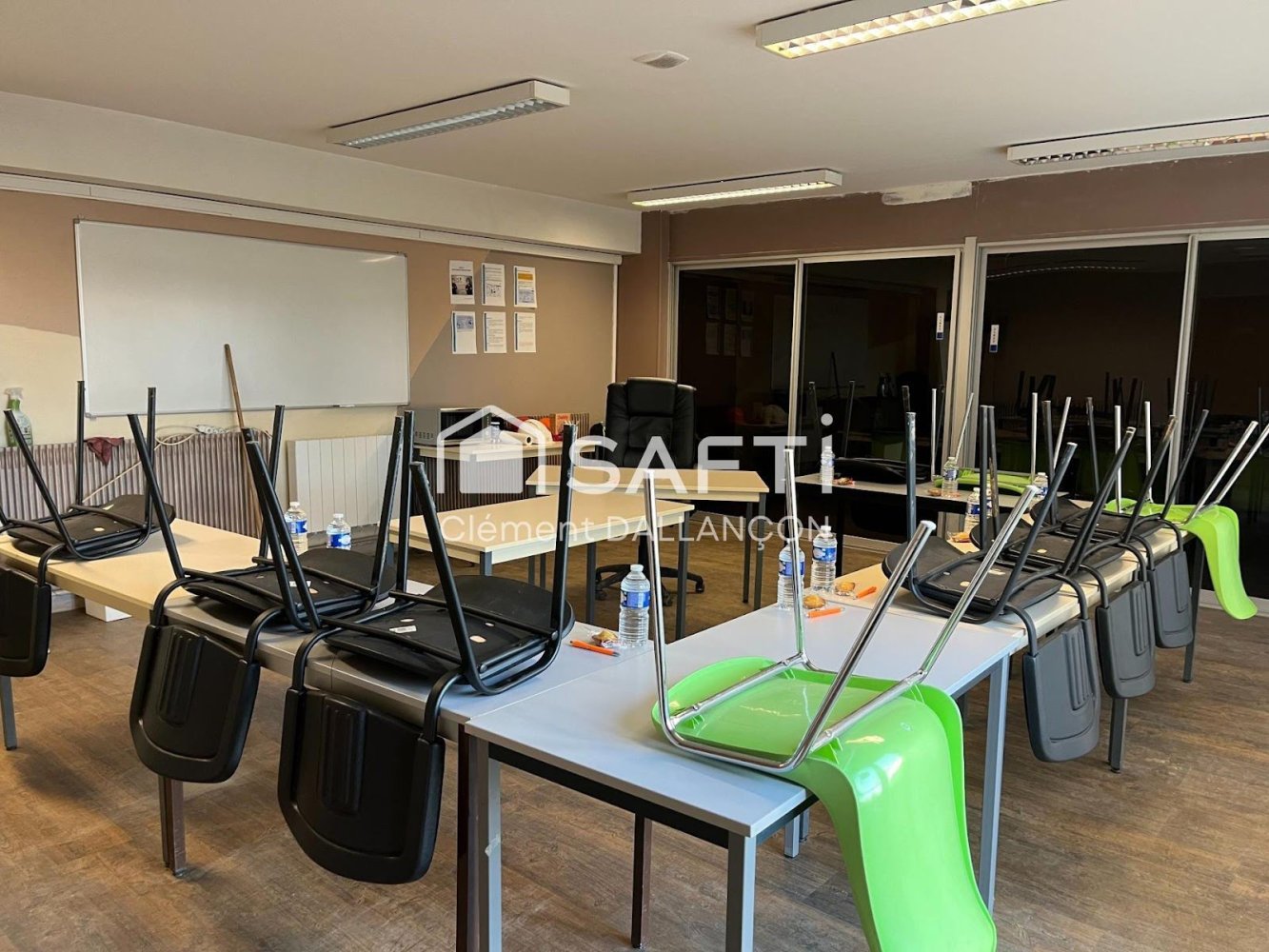 11-salle Propriété commerciale à Saint-Quentin, France No. 45543