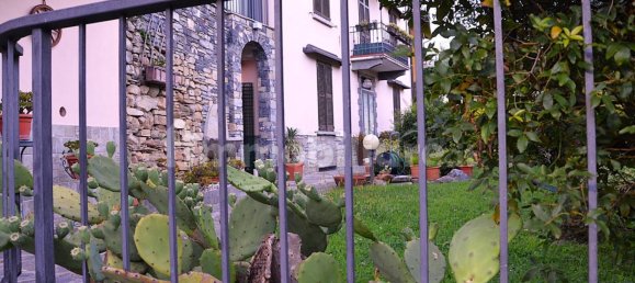 4 bedrooms Villa in Carate Urio, Italy No. 291175 4