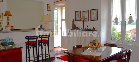 4 bedrooms Villa in Carate Urio, Italy No. 291175 20